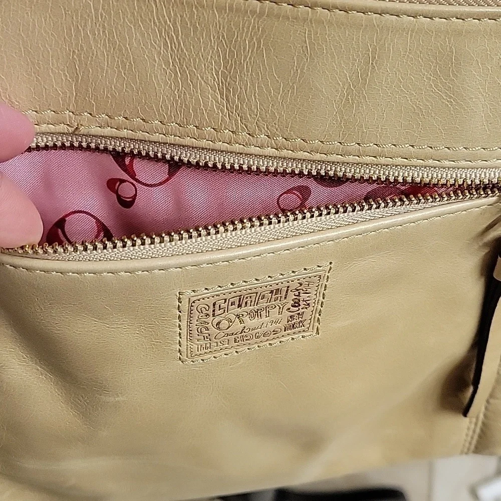Coach Poppy Cream Leather Crossbody Bag